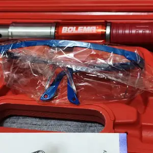 Гвоздезабиватель Bolema, Душанбе