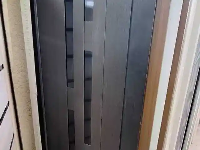 Дверь, Душанбе
