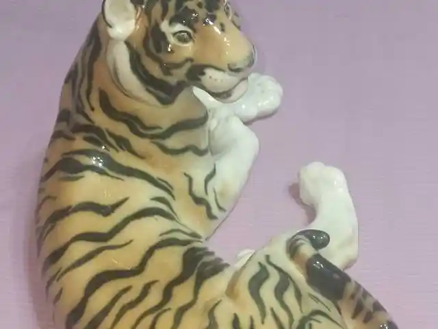Статуэтка лфз, Душанбе