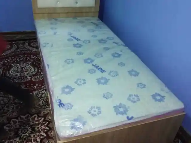 Кровать с матрасом, Душанбе