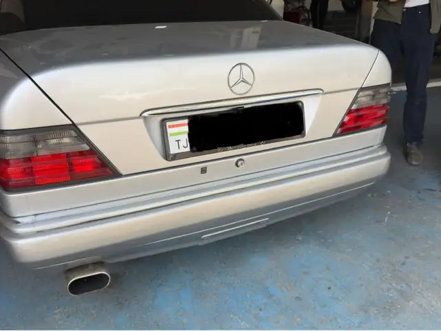 Задний фонарь от Mercedes-benz w124 рестайлинг, Худжанд