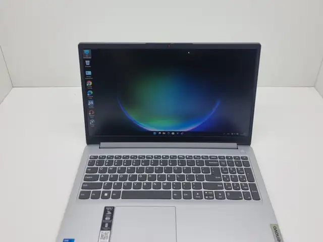 Lenovo ideapad core i5-1235U 8/512GB SSD, Хуҷанд