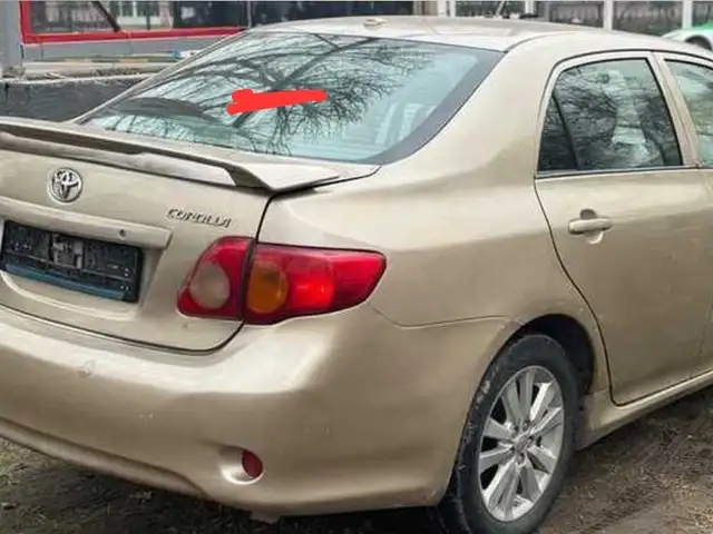 Заднее стекло от Toyota Corolla 2007-13, Душанбе