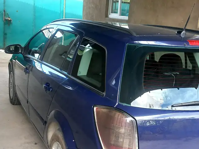 Opel Astra H