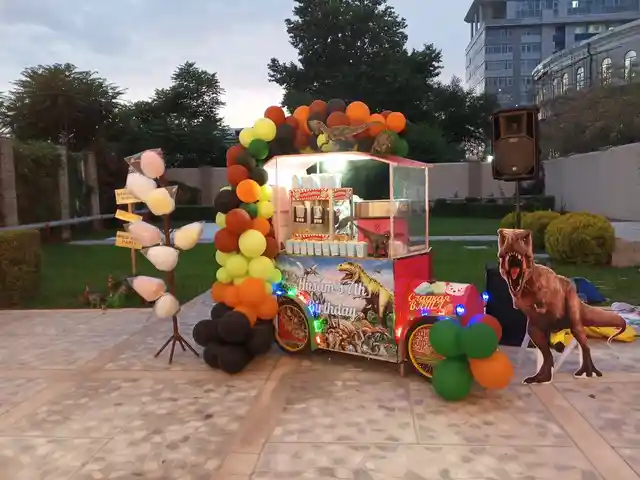 Тележка для коктейля, Душанбе