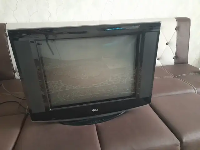 Телевизор, Бустон (Чкаловск)