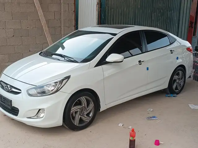 Hyundai Solaris