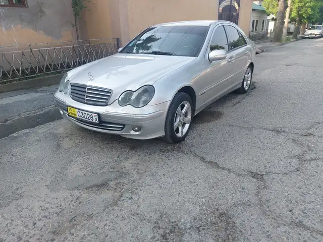 Mercedes-Benz C class