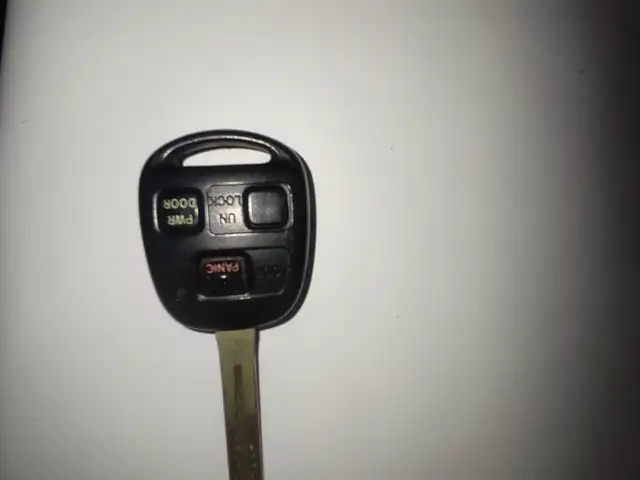 Ключ Lexus, Душанбе