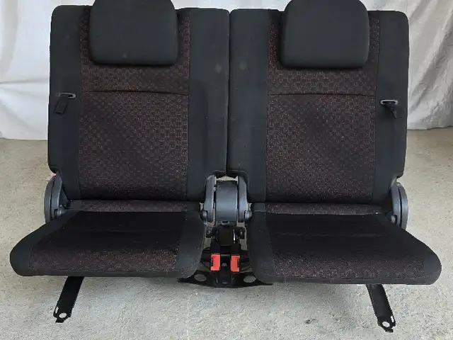 Сиденья третий ряд для Toyota Verso, Хуҷанд