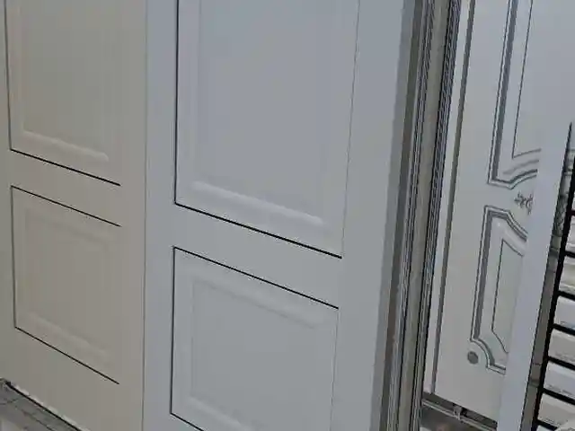 Дверь, Душанбе
