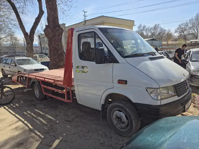 Эвакуатор Mercedes-Benz, 2000, Душанбе