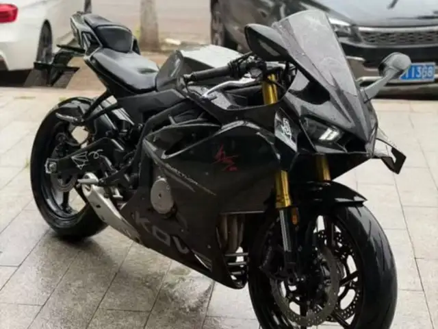 Мотоцикл Kove 450rr, Гиссар