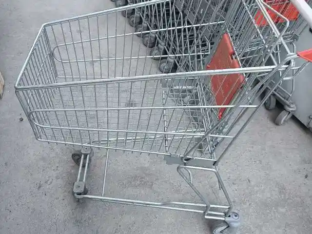 Тележки для покупок, Хуҷанд