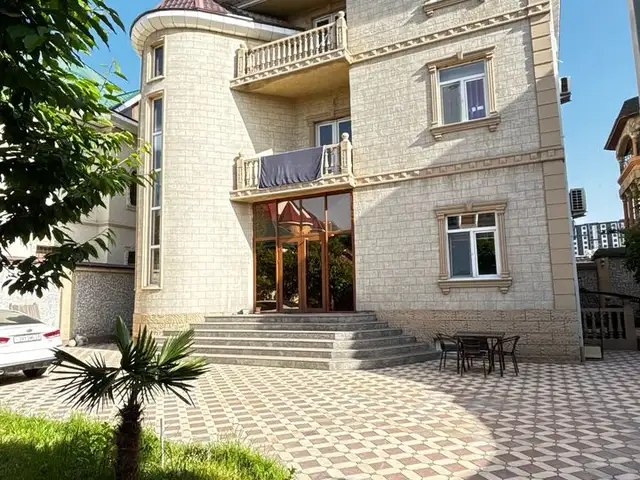 3-этажный, 11 комнатный дом, 350 м², Сино, Душанбе
