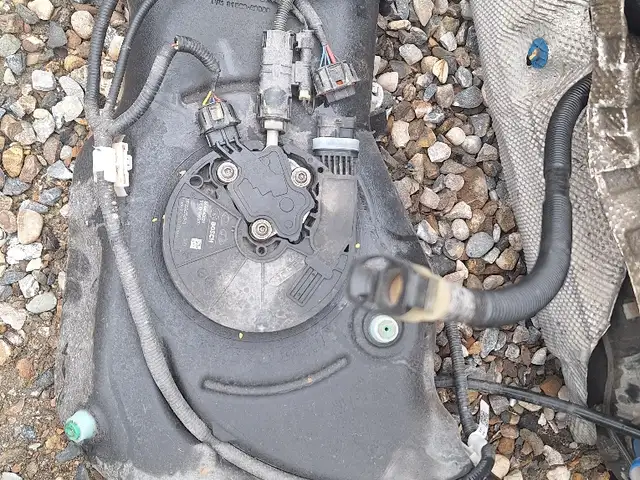 Бак Adblue Kia Carnival, Худжанд