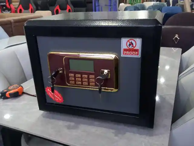 Сейф, Душанбе