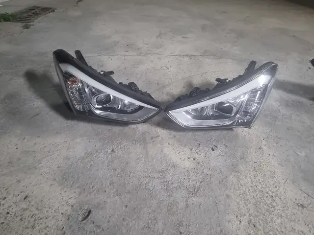 Фара от Hyundai Santa Fe 2012-2015, Худжанд