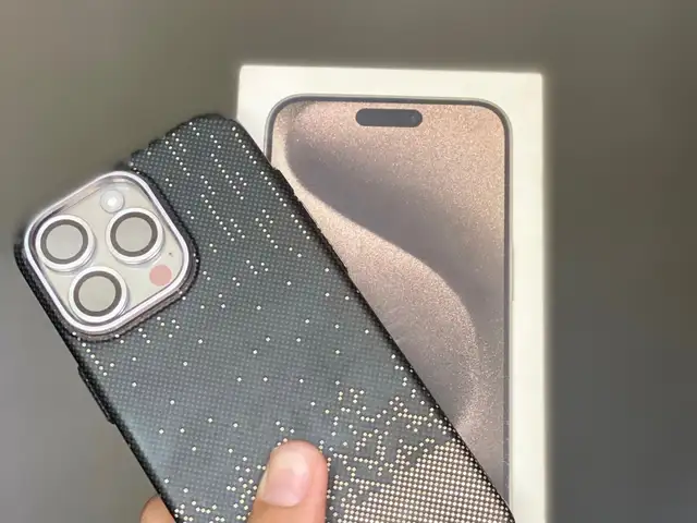 Apple iPhone 15 Pro Max, 256 gb, Black Titanium, Ҳамадонӣ