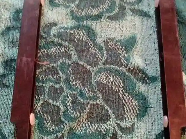 Ножки пластиковые от подставки для телевизора, Душанбе