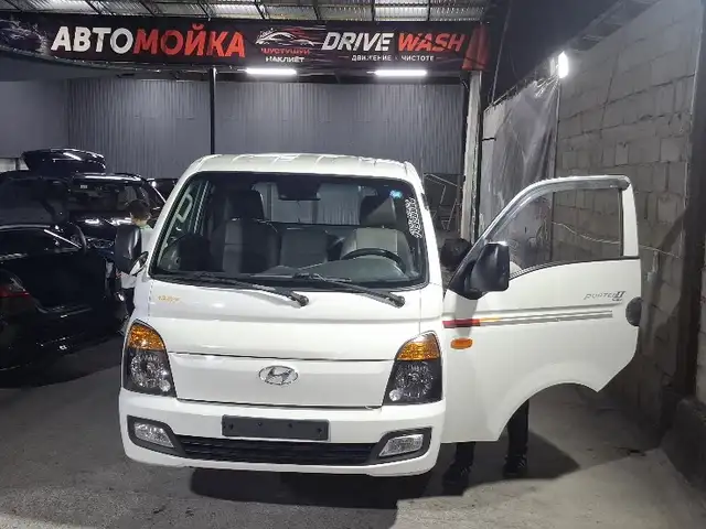Бортовой автомобиль Hyundai Porter, 2015, Хуҷанд