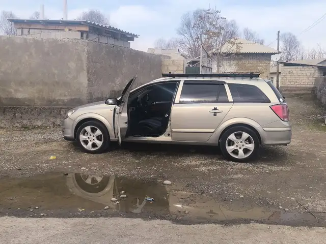 Opel Astra H