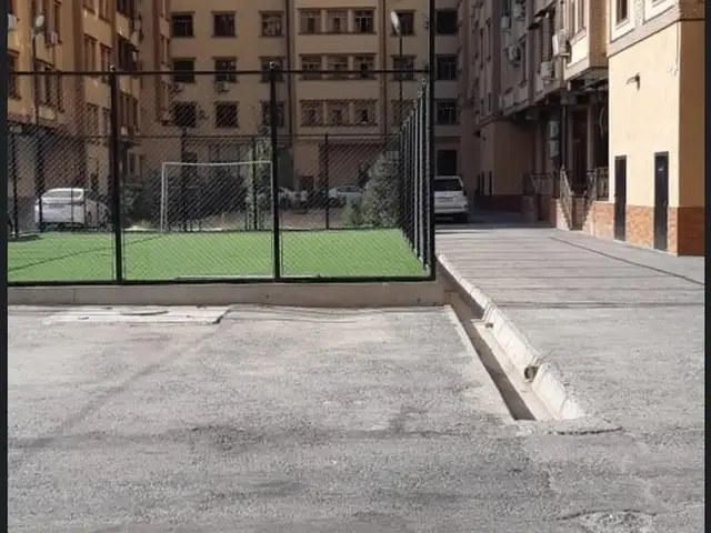 2-комн. квартира, 5 этаж, 80м², Сомони, Бозори Мехргон, назди мактаби 53, Душанбе