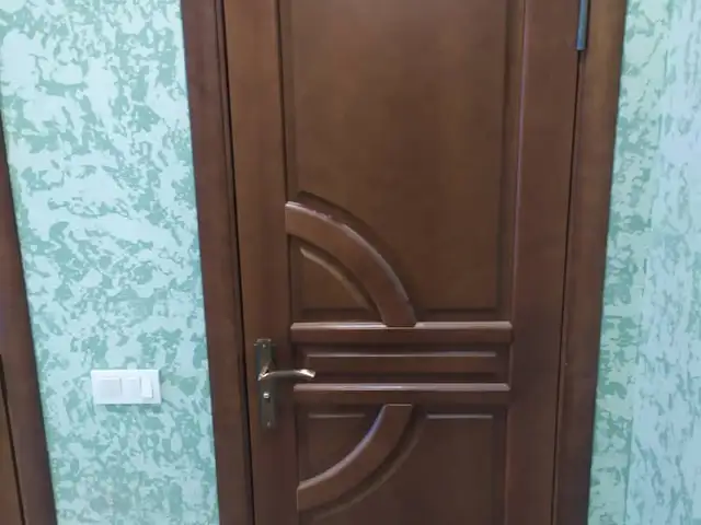 Дверь, Душанбе