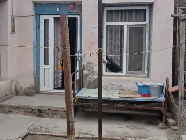 1 этажн. 3-комн. дом, 2 сотки, куч. Озоди шаьну шараф 10, Хуҷанд