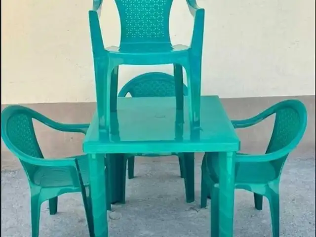 Стол и стулья, Душанбе