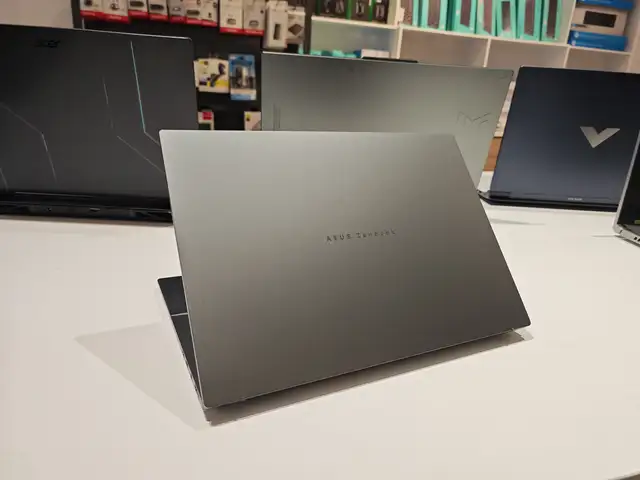 Ноутбук Asus Zenbook 14 Ultra 7 255H 16/512GB OLED, Душанбе