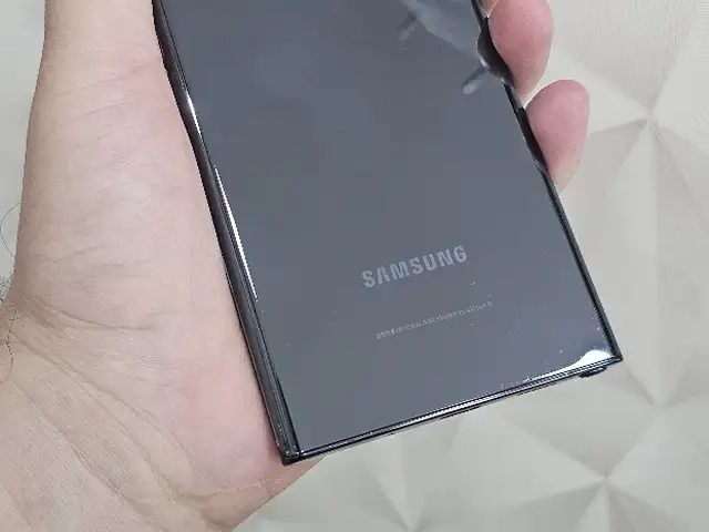Samsung Galaxy Note 20 ultra, Хуҷанд