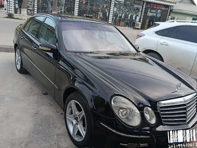 Mercedes-Benz E class
