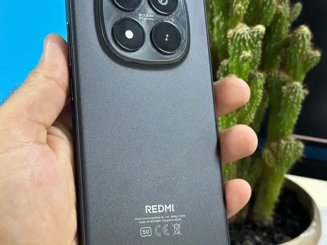 Xiaomi Redmi 15 pro+5G 12/512, Душанбе