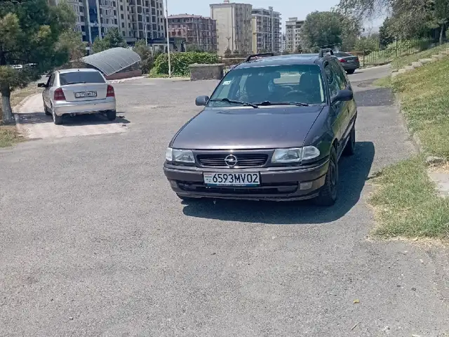 Opel Astra F