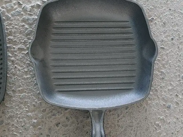 Чугунная сковородка, Душанбе
