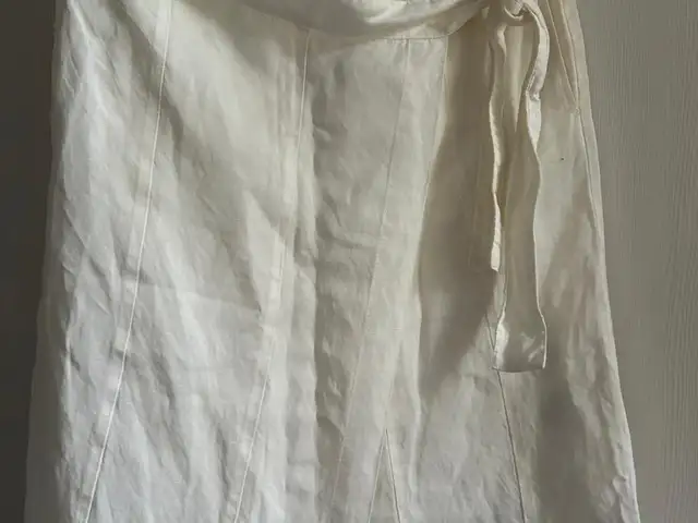 Белая юбка Марк О Поло, Душанбе