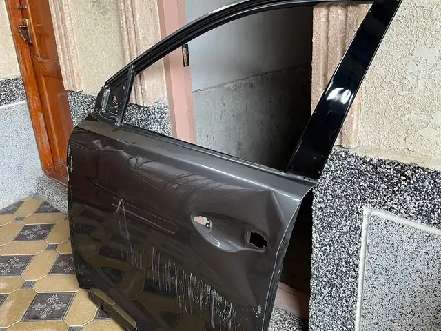 Дверь от Hyundai 2016, Худжанд