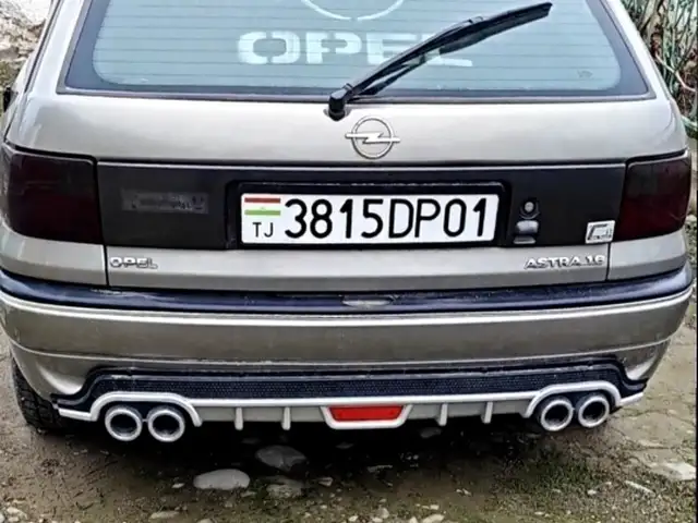 Opel Astra F