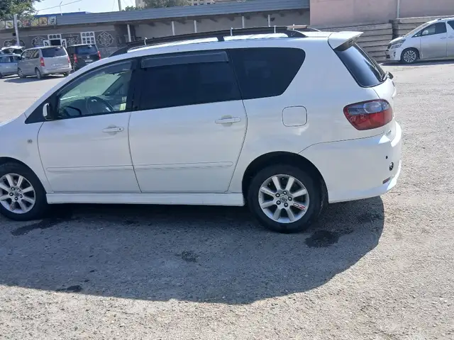 Toyota Ipsum