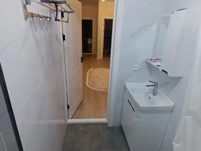 2-комн. квартира, 5 этаж, 81м², 19 мкр, Хуҷанд