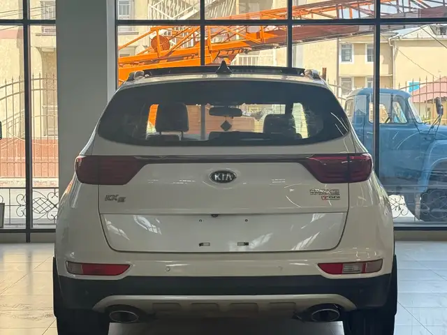 Kia K5, 2016, Душанбе - 4