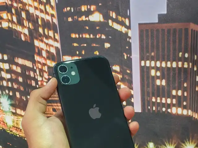 Apple iPhone 11, 64 gb, Black, Хуҷанд