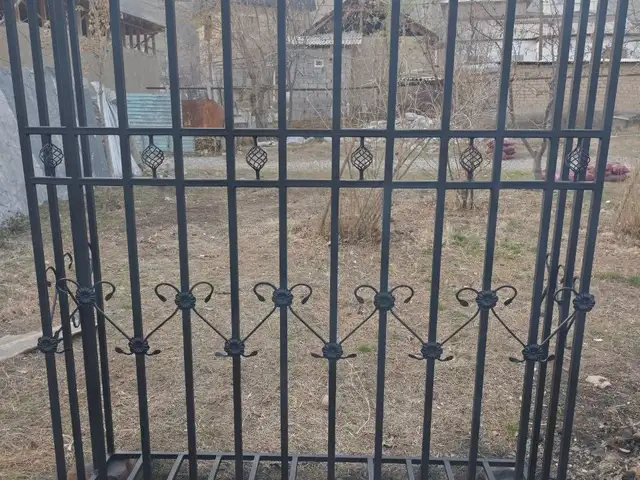 Решётка для окна, Душанбе