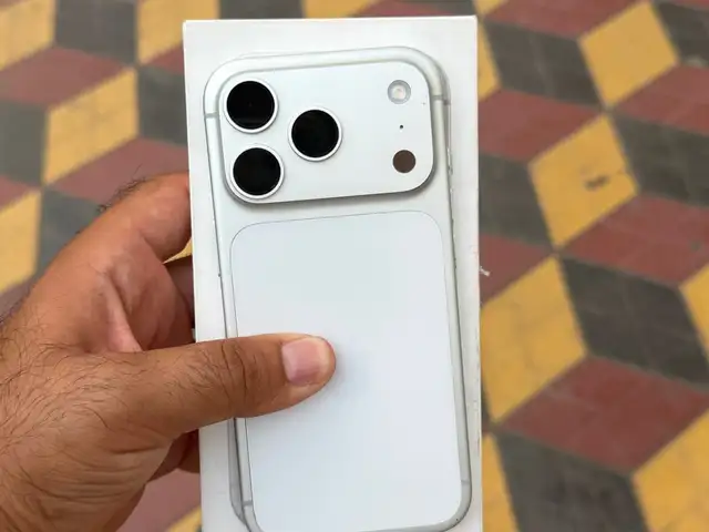 Apple iPhone 17 Pro, 256 gb, Silver, Душанбе