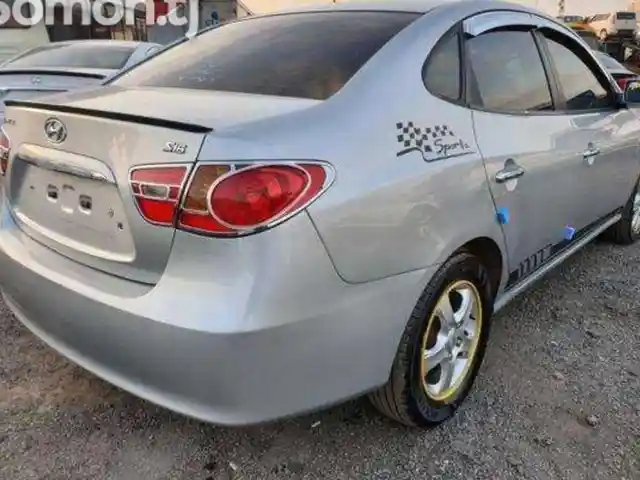 Заднее стекло от Hyundai Avante 2006-2010, Душанбе