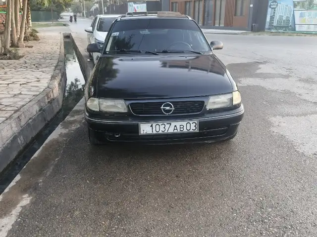 Opel Astra F