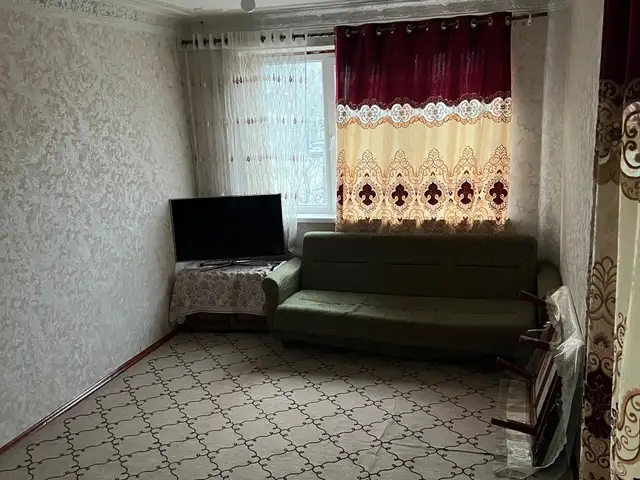 2-комн. квартира, 2 этаж, 62м², центральный, Гулистон (Қайроққум)