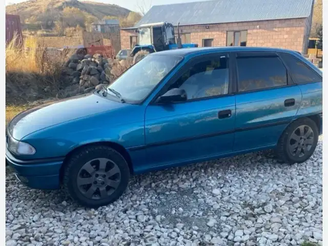 Opel Astra F
