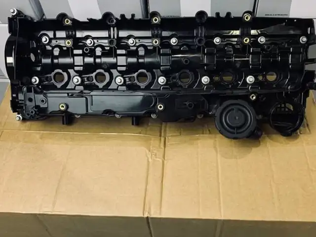 Клапанная крышка N57 BMW 11127823181, Худжанд